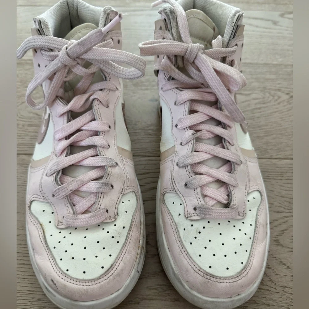 Nike Dunk High Rebel sneakers in sail/pink oxford size 9